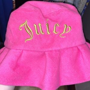 HOT PINK VELVET JUICY BUCKET HAT